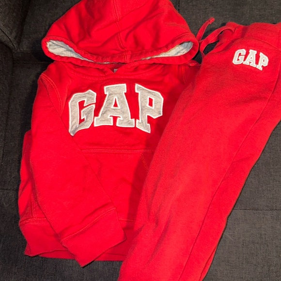 Red GAP Matching Set - Picture 1 of 1